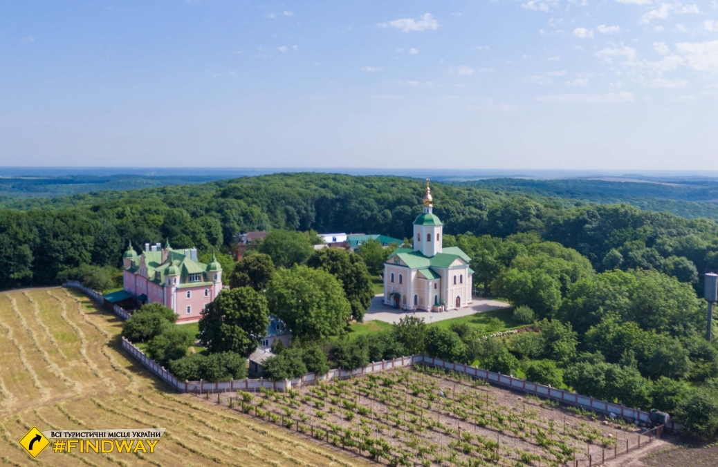 Holy Trinity Motronsky Monastery, Kholodny Yar