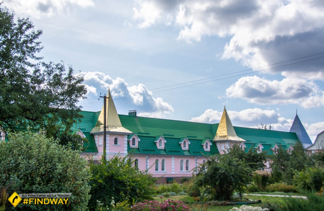 Густинський Свято-Троїцький жіночий монастир, Прилуки