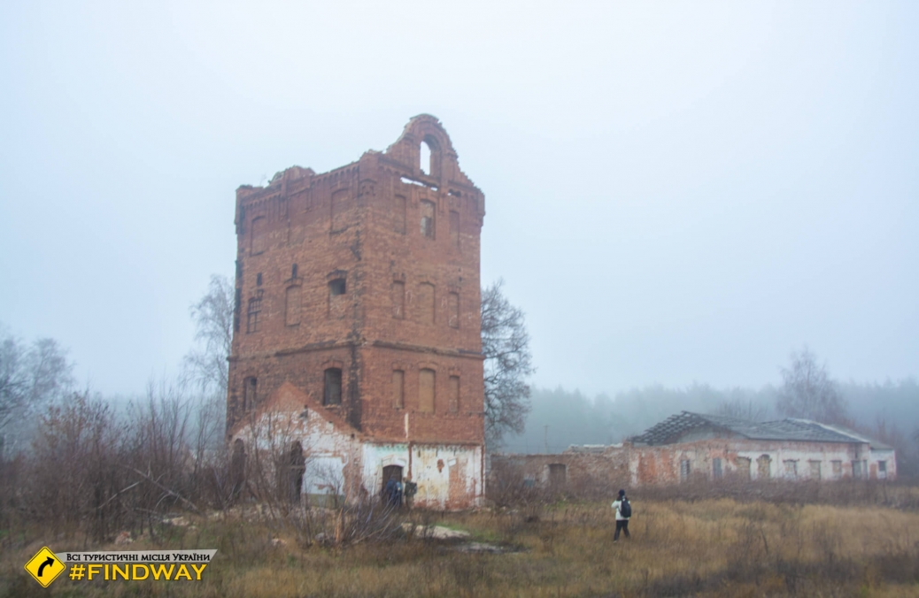 Ruins of church, Pervukhinka