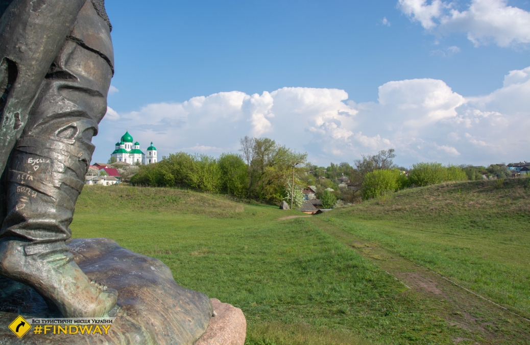 Замковая гора Бояна, Новгород-Северский