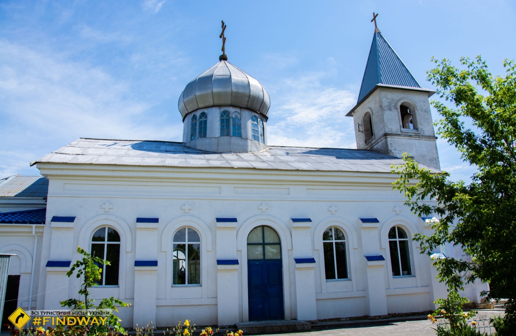 Церковь Архангела Михаила, Змиевка