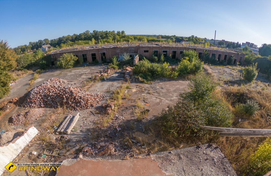 Руины фабрики, Волчанск