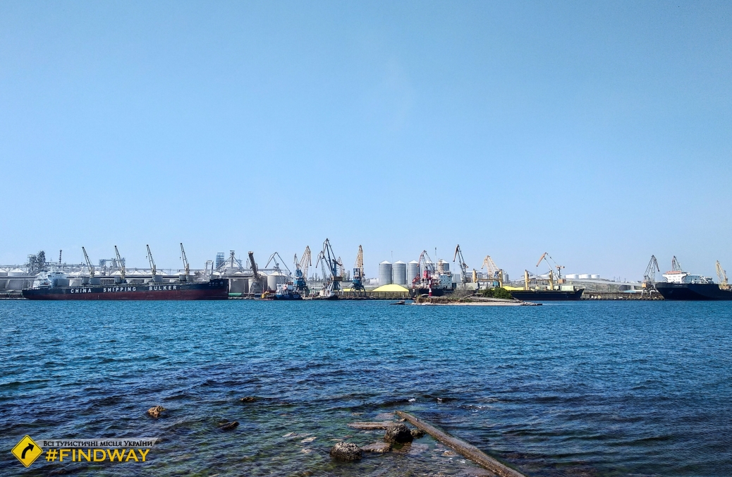Маяк и вид на порт, Одесса