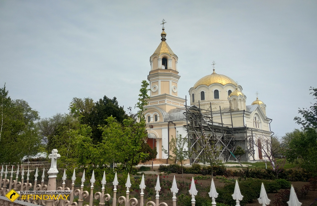 Церковь, Приморское