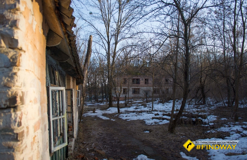 The street of abandoned pioneer camps, Pokotylivka