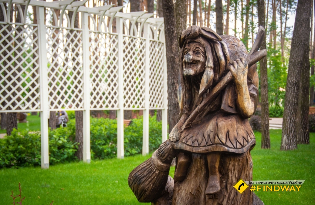 Парк деревянных скульптур «Покровский», Ирпень