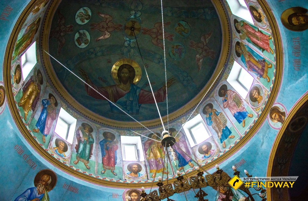 Церква Різдва Пресвятої Богородиці, Усатове
