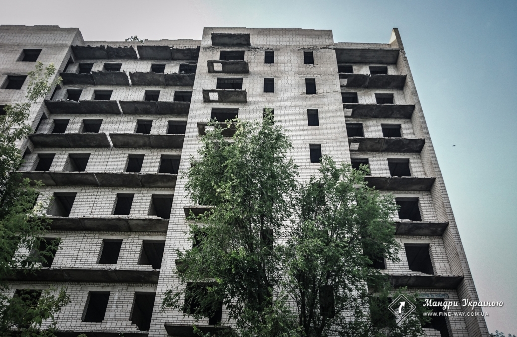 Недостроенная девятиэтажка, Купянский район, Ковшаровка
