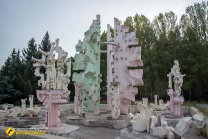 Unfinished fairytale singing fountain, Kryvyi Rih