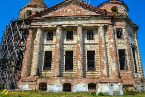 Church of Blessed Virgin Nativity (1806), Yunakivka