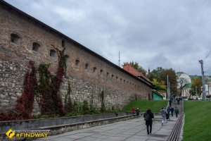 Оборонительные стены старого Львова