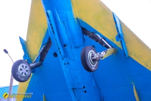 Пам'ятник літаку МіГ-12, Дергачі