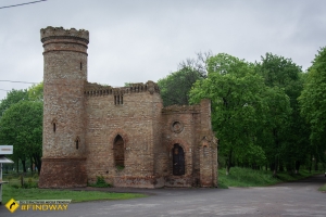 Tower ruins of Jacob de Balmen, Lynovytsya