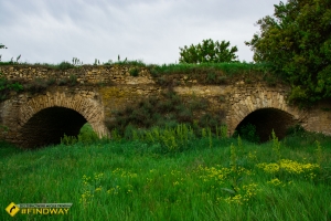 Stone arch bridge (1780), Burgunka