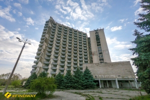 Abandoned Hotel «Pivdenna», Sergiyivka