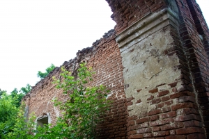 The ruins of old church, Malyzhine