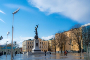 Площадь Конституции, Харьков