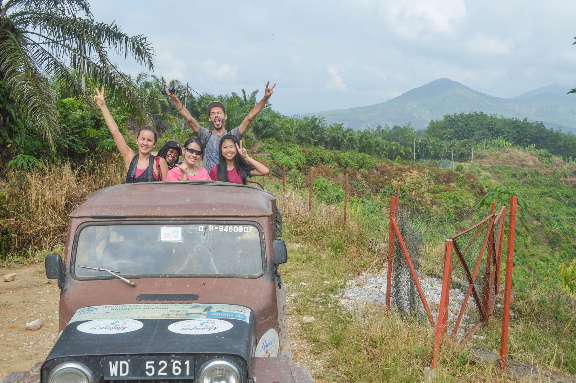 джипамі в джунглі малайзії блог файндвей